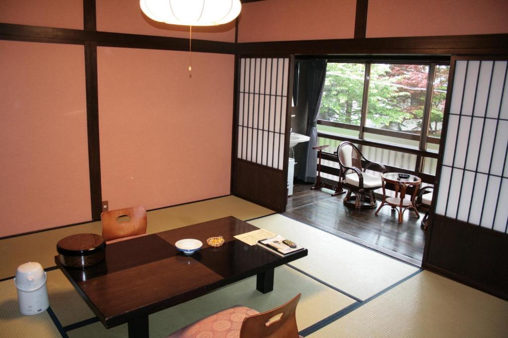 Hotel Mikunitoge Onsen Oyado Honjin Yuzawa  Pokój zdjęcie