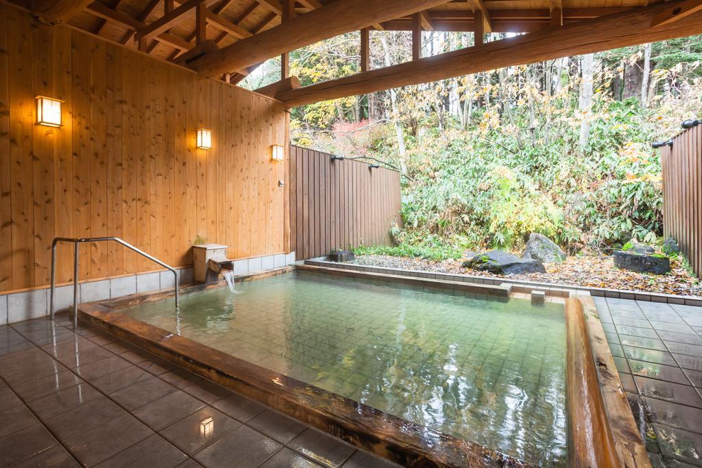 Hotel Mikunitoge Onsen Oyado Honjin Yuzawa  Zewnętrze zdjęcie