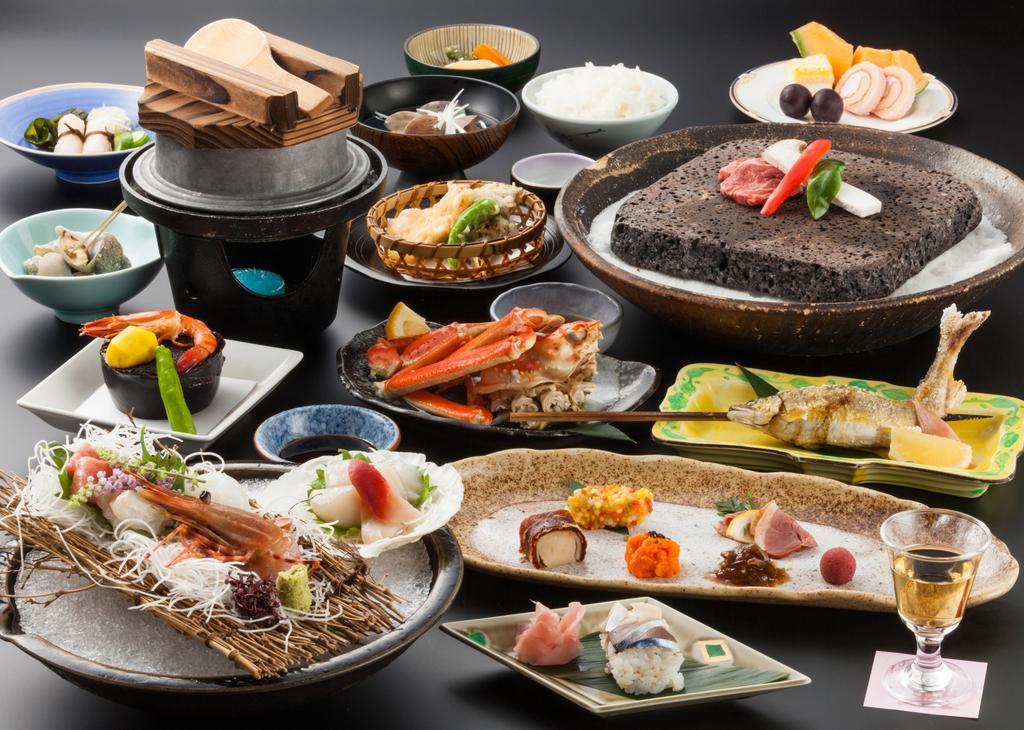 Hotel Mikunitoge Onsen Oyado Honjin Yuzawa  Zewnętrze zdjęcie