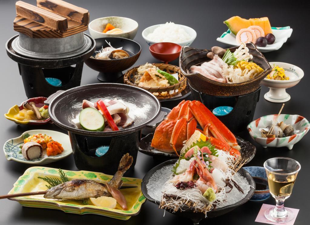 Hotel Mikunitoge Onsen Oyado Honjin Yuzawa  Zewnętrze zdjęcie
