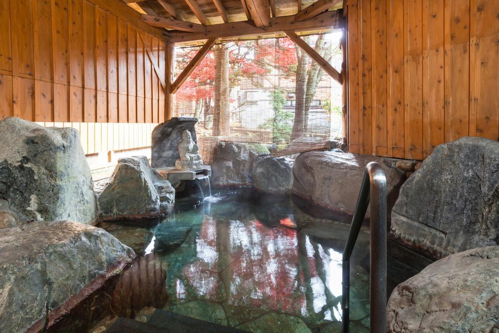 Hotel Mikunitoge Onsen Oyado Honjin Yuzawa  Zewnętrze zdjęcie