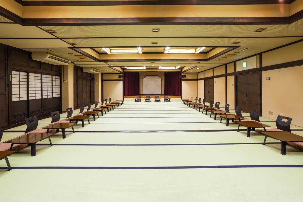 Hotel Mikunitoge Onsen Oyado Honjin Yuzawa  Zewnętrze zdjęcie