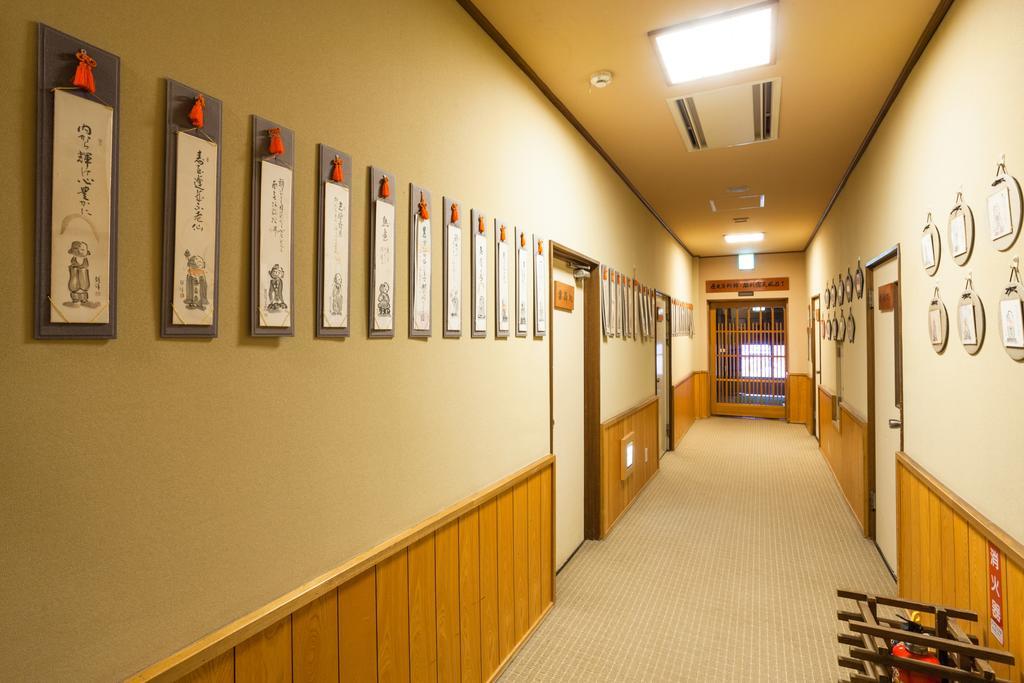 Hotel Mikunitoge Onsen Oyado Honjin Yuzawa  Zewnętrze zdjęcie