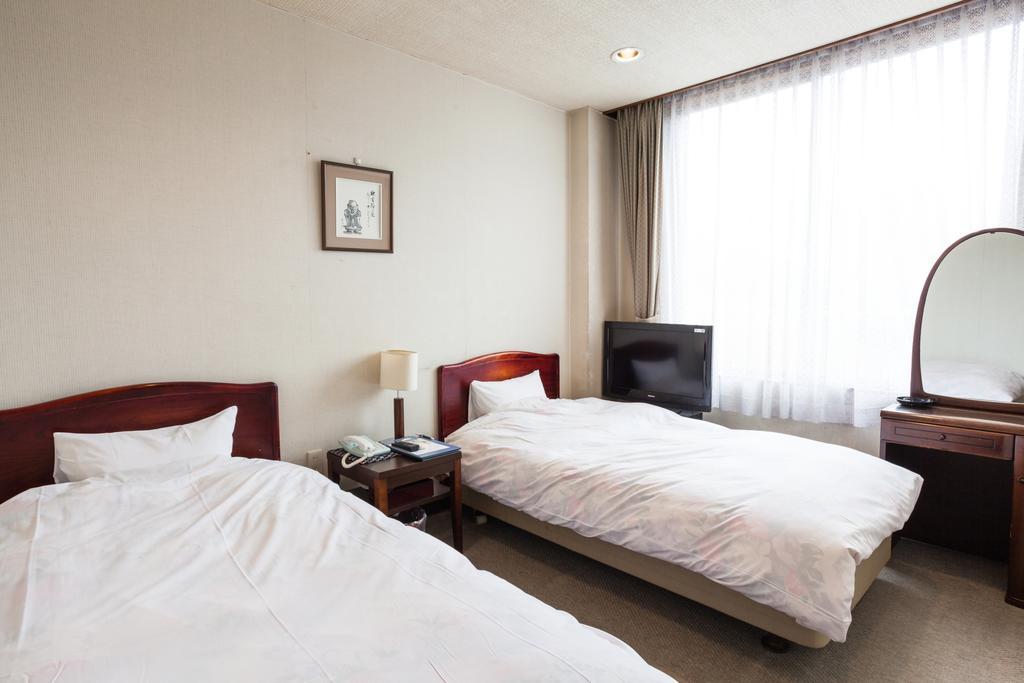 Hotel Mikunitoge Onsen Oyado Honjin Yuzawa  Zewnętrze zdjęcie